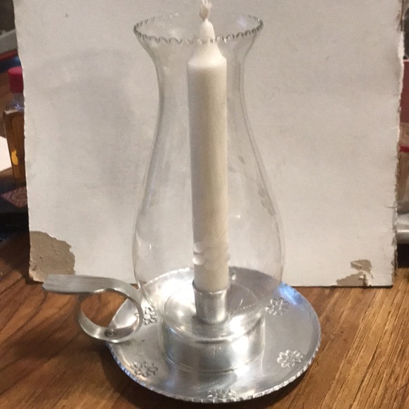 Beautiful vintage embossed silver plated hurricane style glass candle holder - Picture 12 of 13